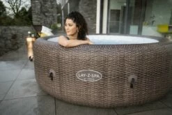 Lay-z Spa Lay-Z-Spa® AirJet St. Moritz - 7 Person Inflatable Hot Tub -Lay-z spa Shop 04Life