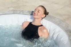 Lay-z Spa Lay-Z-Spa® AirJet Zurich - 4 Person Inflatable Hot Tub -Lay-z spa Shop 06Life e4cfc265 e88f 4ab3 a034 c65b8aad68d6