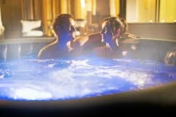 Lay-z Spa Lay-Z-Spa® HydroJet Pro Santorini - 7 Person Inflatable Hot Tub 12 Lay-z Spa Lay-Z-Spa® HydroJet Pro Santorini - 7 Person Inflatable Hot Tub -Lay-z spa Shop 06Lights