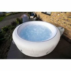 Lay-z Spa Lay-Z-Spa® AirJet Vegas - 6 Person Inflatable Hot Tub -Lay-z spa Shop 60011 SPA 8 Supersize