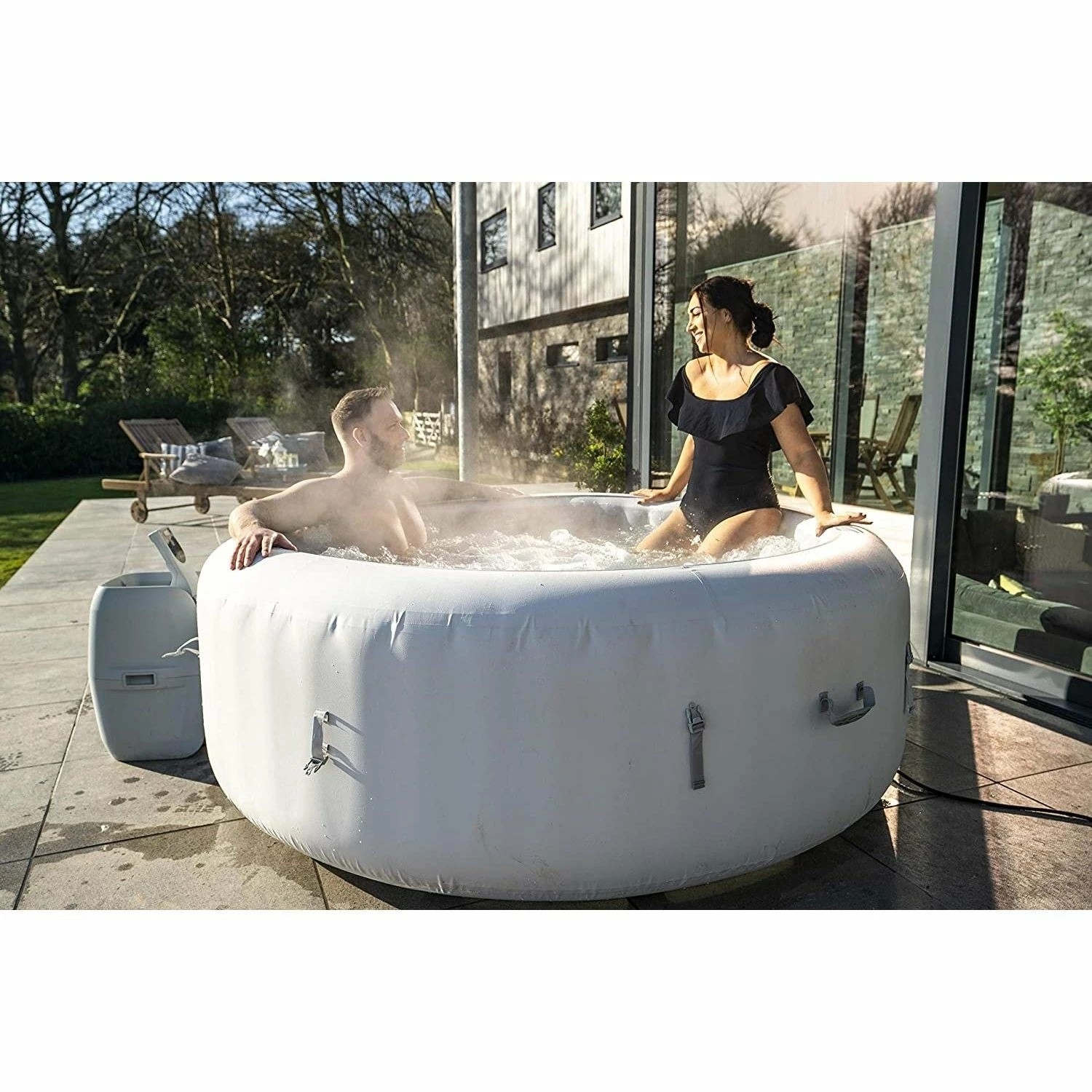 Lay-z Spa Lay-Z-Spa® AirJet Paris - 6 Person Inflatable Hot Tub 14 Lay-z Spa Lay-Z-Spa® AirJet Paris - 6 Person Inflatable Hot Tub - Image 14