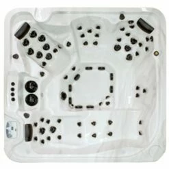 Arctic Spas® Kodiak Insulated Hot Tub Cover