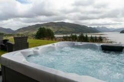 Holiday Let 5 - 5 Person Hot Tub With 1 Lounger -Lay-z spa Shop HolidayLet SterlinngSilver 24