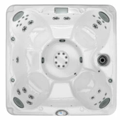 Jacuzzi® J245™ / J245IP™ - 7 Person Hot Tub
