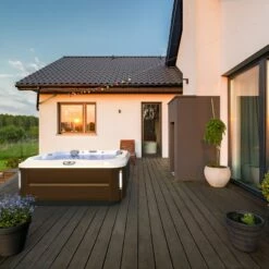 Jacuzzi® J355IP™ - 6 Person Hot Tub With 1 Lounger -Lay-z spa Shop J355lifestyle2020