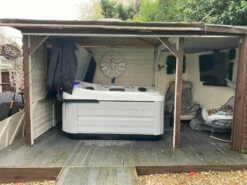 Jacuzzi® J435IP™ - 6 Person Hot Tub With 1 Lounger -Lay-z spa Shop J435platinum6