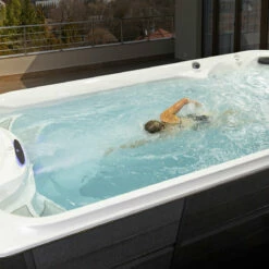 Jacuzzi® PowerActive™ J-16™ - 16ft Swim Spa -Lay-z spa Shop JacuzziJ16PowerActiveSwimSpa 2