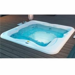 Jacuzzi® Lodge™ L - 5-6 Person Hot Tub With 1 Lounger -Lay-z spa Shop Lodge L Liftestyle inbuilt