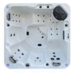 Outdoor Mist Insulated Hot Tub Cover
