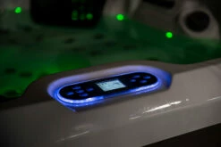 Outdoor Companion - 5 Person Hot Tub With 2 Loungers -Lay-z spa Shop OutdoorCompanion 108