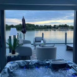 Outdoor Haze - 6 Person Hot Tub With 1 Lounger -Lay-z spa Shop OutdoorHaze VelariumGazebo8Square