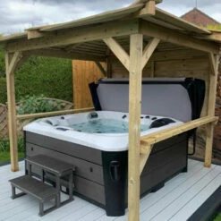 Outdoor Santorini - 5 Person Hot Tub With Gazebo Package -Lay-z spa Shop OutdoorLookandBrentano f93089d9 4e13 4b26 8044 3d3446389baf