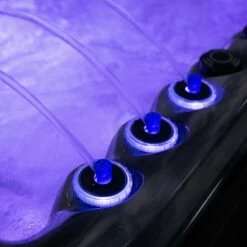 Outdoor Refresh - 6 Person Hot Tub With 1 Lounger -Lay-z spa Shop OutdoorRefreshSquare 11