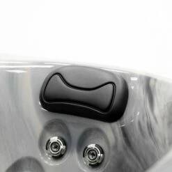 Outdoor Refresh - 6 Person Hot Tub With 1 Lounger -Lay-z spa Shop OutdoorRefreshSquare 19