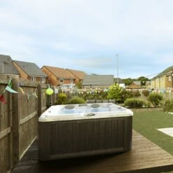 Jacuzzi® J225™ - 4 Person Hot Tub 12 Jacuzzi® J225™ - 4 Person Hot Tub -Lay-z spa Shop UK J225 square