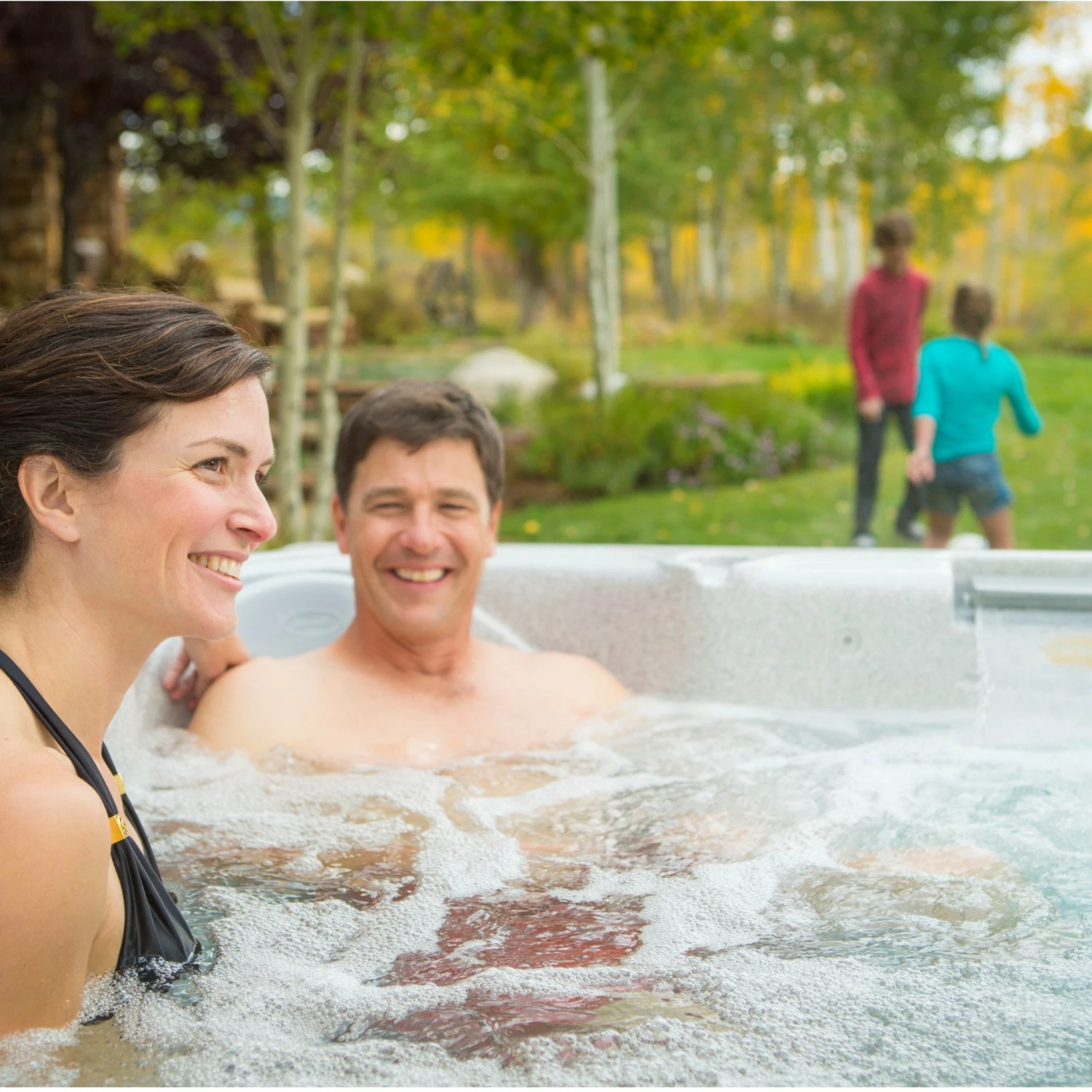 Jacuzzi® J245™ / J245IP™ - 7 Person Hot Tub 8 Jacuzzi® J245™ / J245IP™ - 7 Person Hot Tub - Image 8